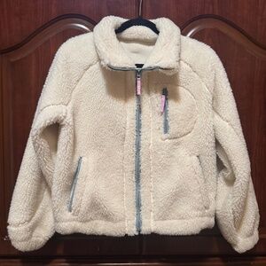 GlowMode: Sherpa Zip Up Ivory Jacket with Pocket Detailing